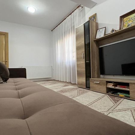 Alex 2 Apartament Iasi Ngoại thất bức ảnh