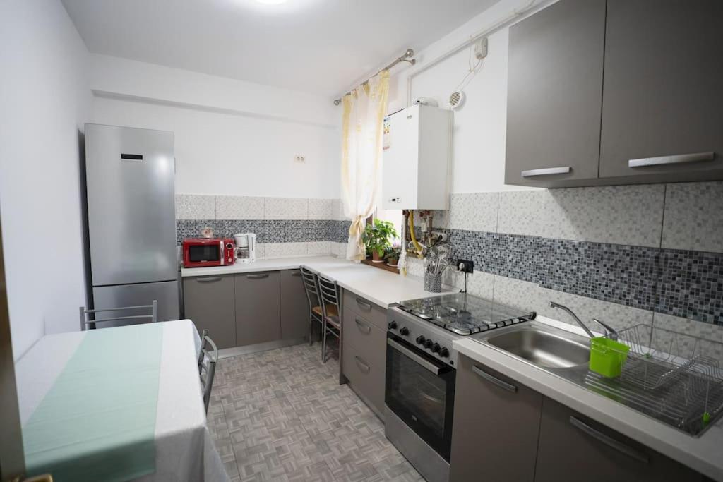 Alex 2 Apartament Iasi Ngoại thất bức ảnh